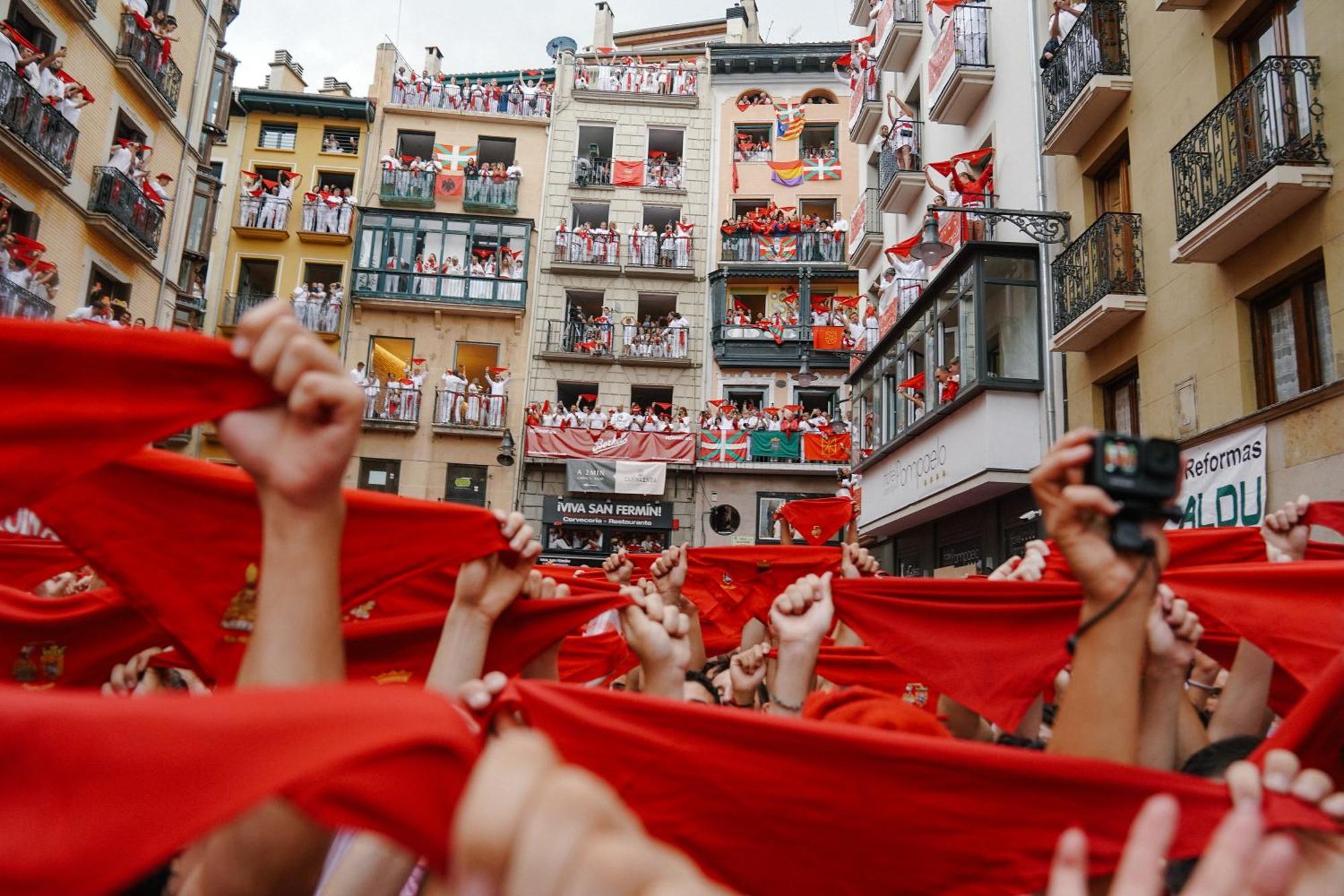 Running Of The Bulls All Inclusive Camping Pamplona Hotel Exterior foto